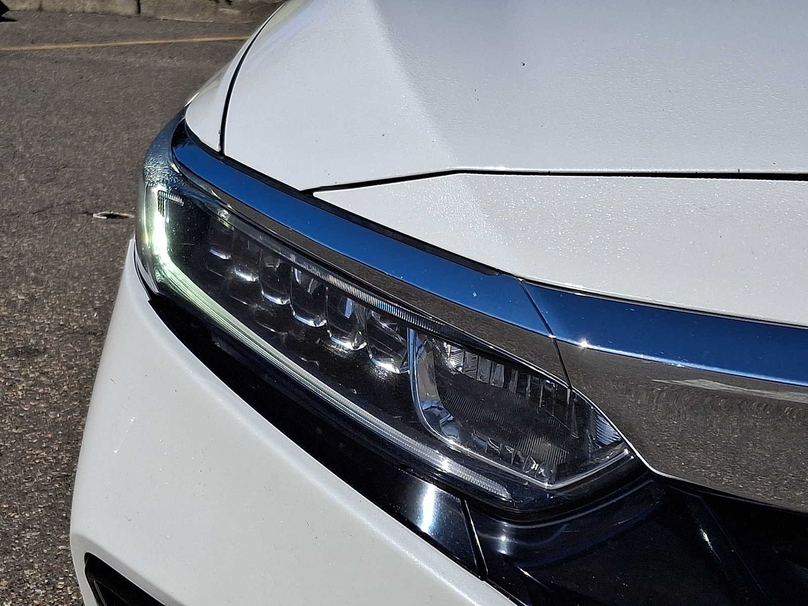 Used 2018 Honda Accord EX-L image 9