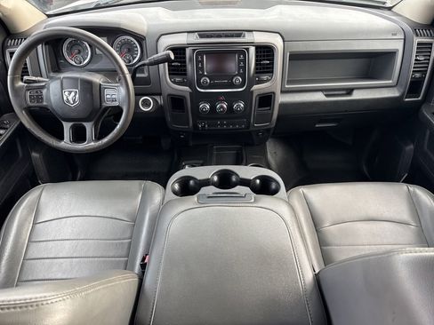 Used 2014 RAM 3500 Tradesman w/ Chrome Appearance Group image 24