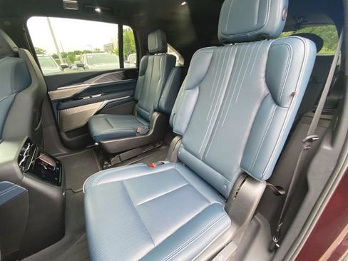 Used 2025 Cadillac Escalade IQ Luxury 2 w/ LPO, Premium Carpet Package AWD/4WD image 24