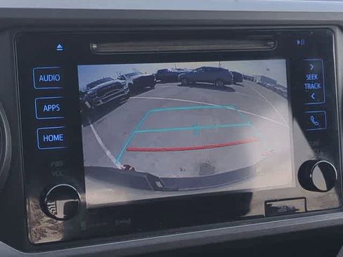 Used 2017 Toyota Tacoma TRD Off-Road w/ Tow Package (A/T) image 29