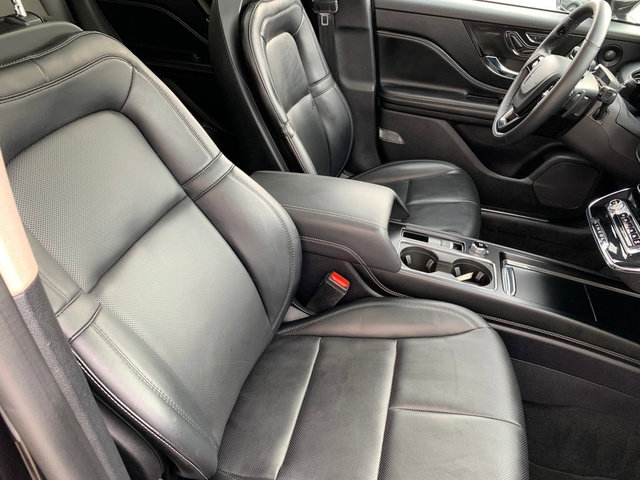 Certified 2023 Lincoln Corsair AWD w/ Equipment Group 102A image 12