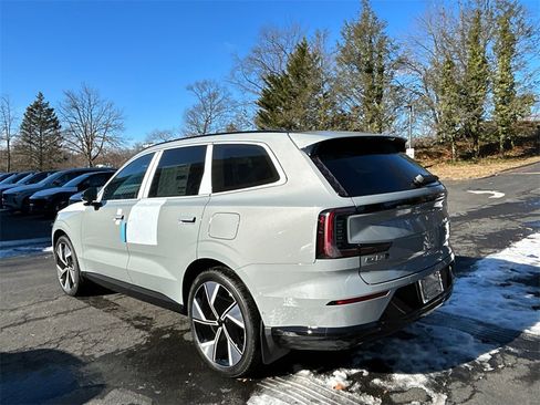 New 2025 Volvo EX90 Ultra image 4