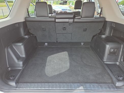 Certified 2024 Toyota 4Runner SR5 Premium image 31