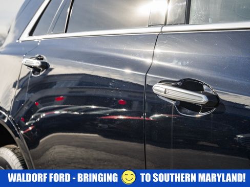 Used 2022 Cadillac XT5 Premium Luxury image 19