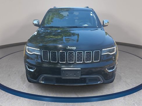 Used 2018 Jeep Grand Cherokee Limited w/ Luxury Group II AWD/4WD image 2