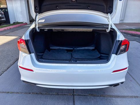 Used 2024 Honda Civic Sport image 14