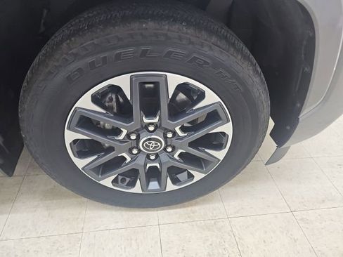 Used 2024 Toyota Sequoia Limited w/ Tow Technology Package AWD/4WD image 10