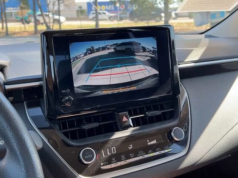 Used 2023 Toyota Corolla LE image 27