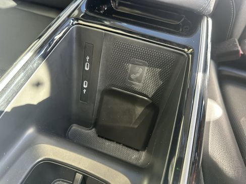 Used 2023 Volkswagen ID.4 Pro S image 31