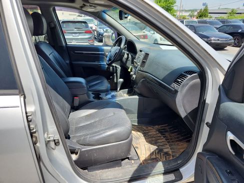 Used 2009 Hyundai Santa Fe Limited FWD image 21