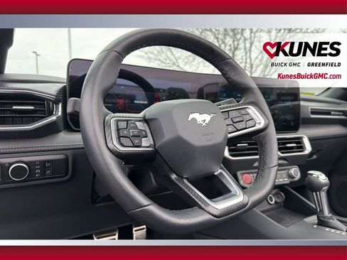 Used 2025 Ford Mustang GT Premium image 26