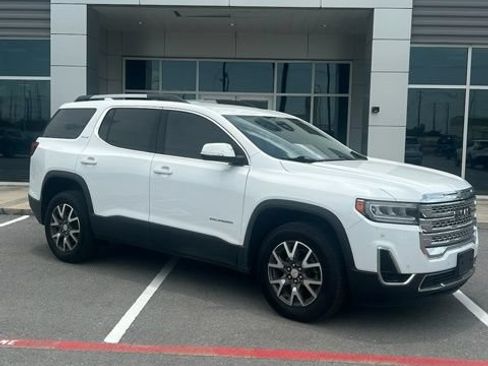 Used 2023 GMC Acadia SLE w/ Driver Convenience Package FWD image 1
