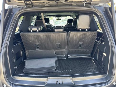 Used 2021 Ford Expedition Limited image 24