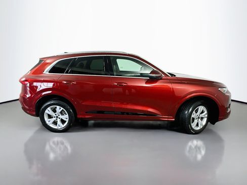 Used 2025 Audi Q5 Premium w/ Convenience Package AWD/4WD image 8