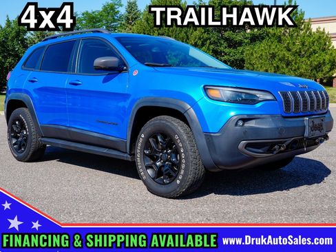 Used 2019 Jeep Cherokee Trailhawk AWD/4WD image 1