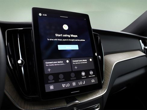 New 2026 Volvo XC60 B5 Core w/ Protection Package Premier image 31