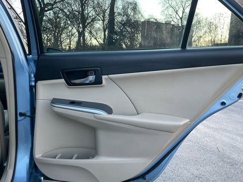 Used 2013 Toyota Camry XLE image 19