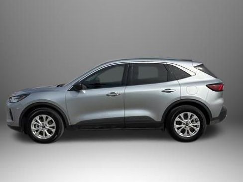 Used 2024 Ford Escape Active image 11