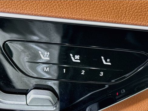 Used 2022 Mercedes-Benz S 500 4MATIC image 13