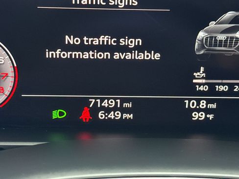 Used 2019 Audi Q8 Premium Plus w/ Premium Plus AWD/4WD image 23