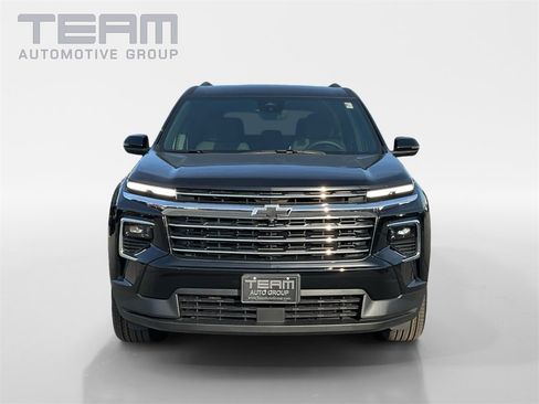 New 2026 Chevrolet Traverse LT w/ Driver Confidence Package image 2