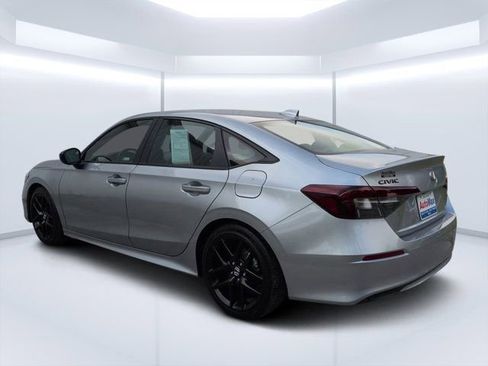 Used 2026 Honda Civic Sport image 5