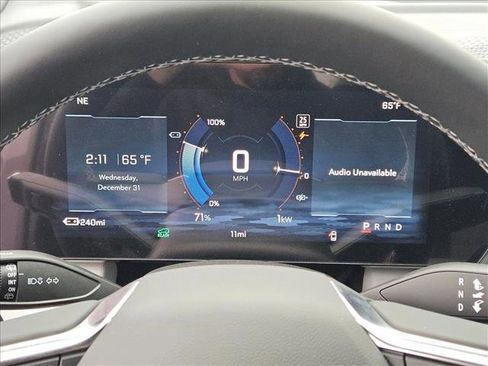 New 2026 Chevrolet Equinox EV LT image 11