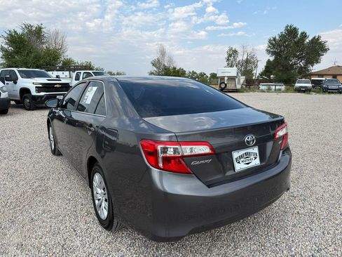 Used 2014 Toyota Camry LE FWD image 8