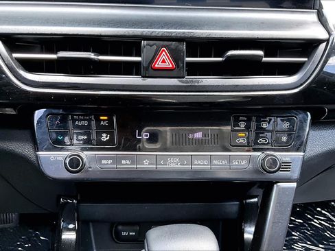 Used 2024 Kia Seltos S FWD image 32