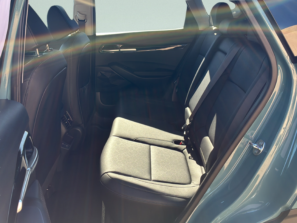New 2026 Kia Seltos SX AWD/4WD image 24