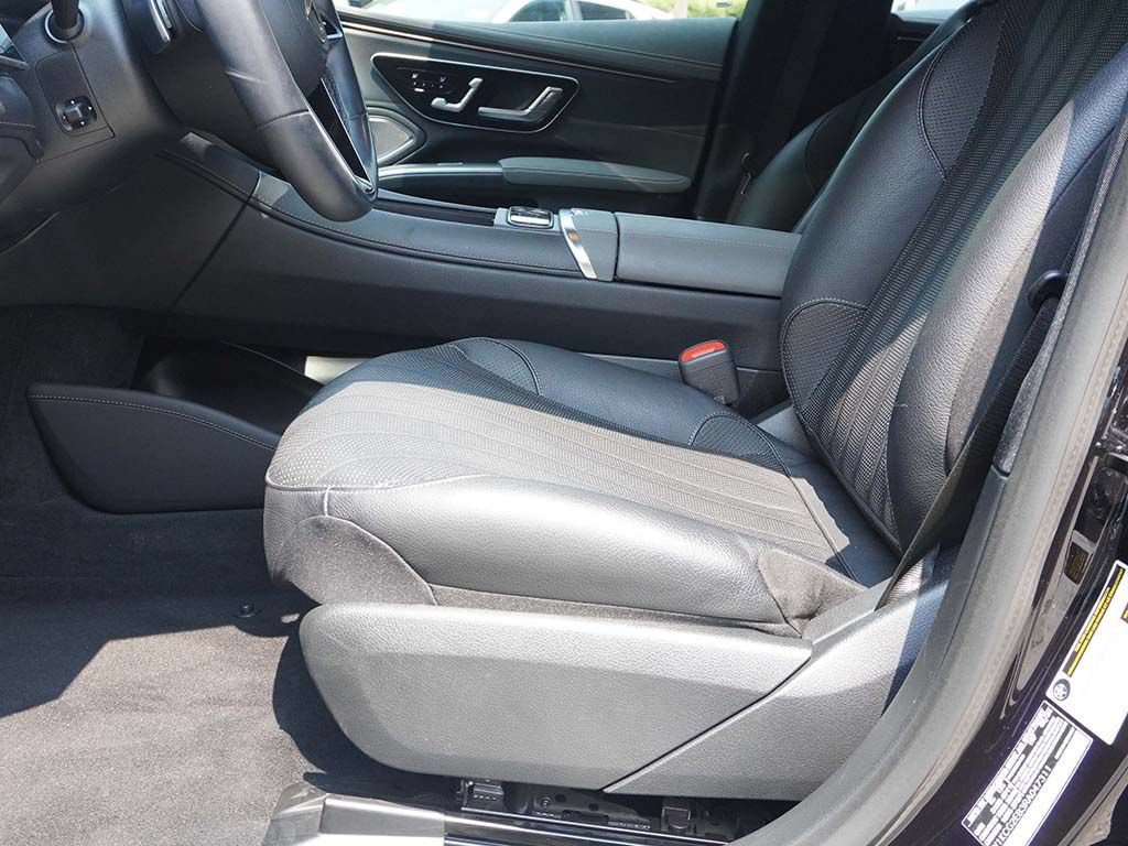 Used 2024 Mercedes-Benz EQS 450+ 4MATIC Sedan image 33