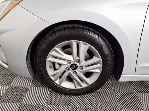 Used 2019 Hyundai Elantra Value Edition w/ Cargo Package FWD image 7