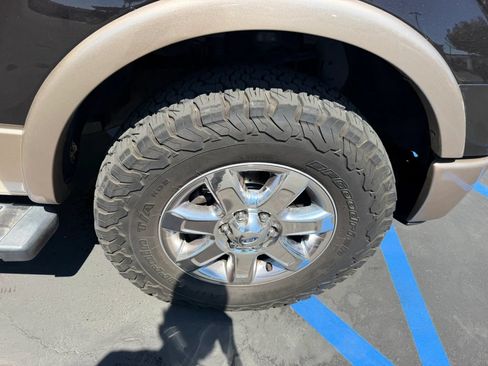 Used 2013 Ford F150 Lariat w/ Lariat Chrome Pkg AWD/4WD image 33