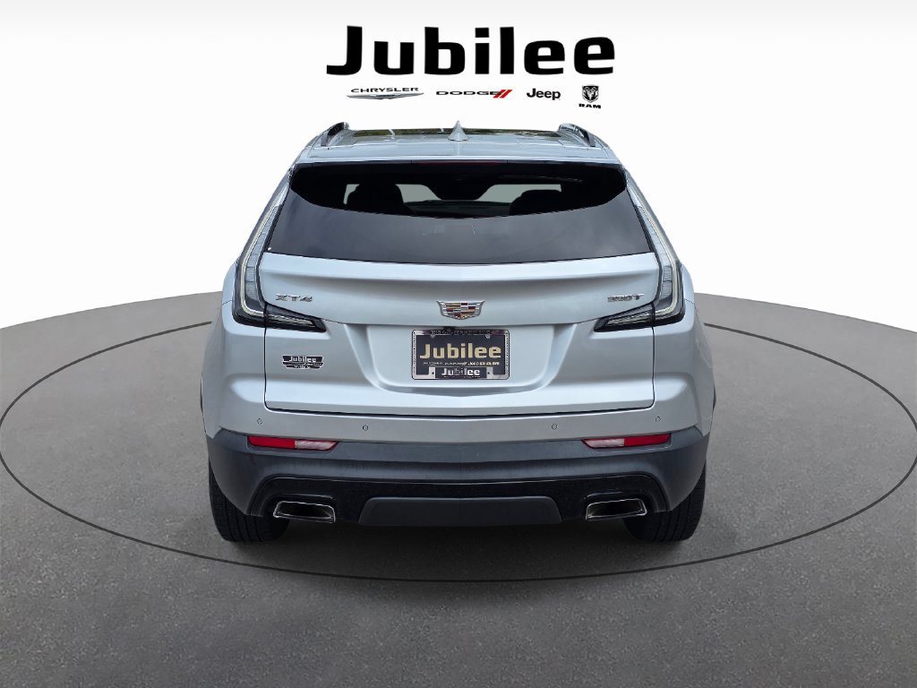 Used 2020 Cadillac XT4 Sport w/ Driver Awareness Package FWD image 3