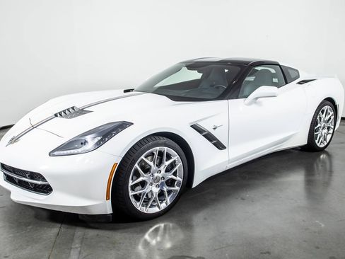 Used 2017 Chevrolet Corvette Stingray Coupe RWD image 46