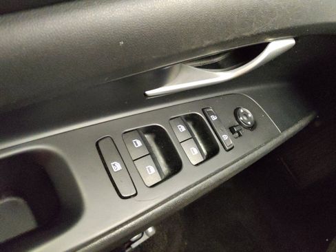Used 2023 Hyundai Elantra SEL w/ Convenience Package FWD image 27