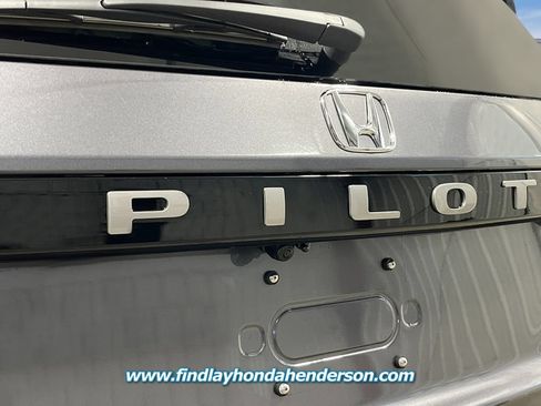 New 2026 Honda Pilot Elite image 7