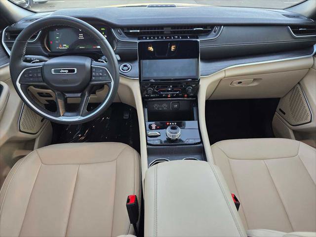 Used 2024 Jeep Grand Cherokee Limited 4xe AWD/4WD image 18