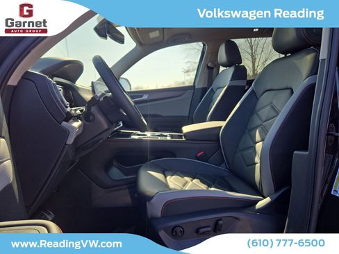 New 2026 Volkswagen Atlas Peak Edition image 12