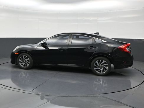 Used 2017 Honda Civic EX image 2