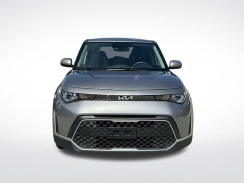 Used 2025 Kia Soul LX w/ LX Technology Package FWD image 16
