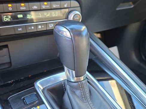 Used 2022 MAZDA CX-5 AWD 2.5 S w/ Premium Package image 17