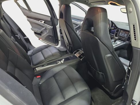 Used 2013 Porsche Panamera 4 image 13