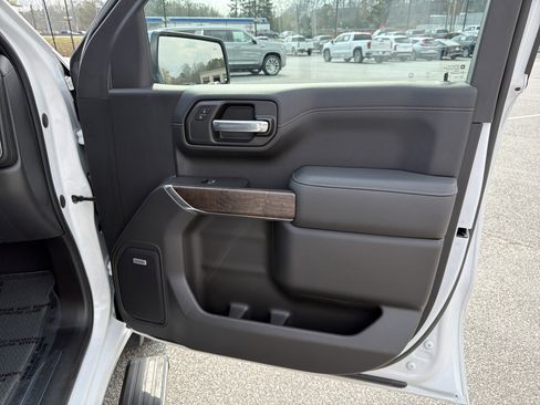 Used 2021 GMC Sierra 1500 Denali w/ Denali Ultimate Package image 18