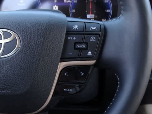 Certified 2024 Toyota Crown Limited w/ Advanced Technology Package image 36