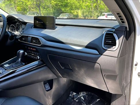 Used 2023 MAZDA CX-9 Touring Plus AWD/4WD image 19