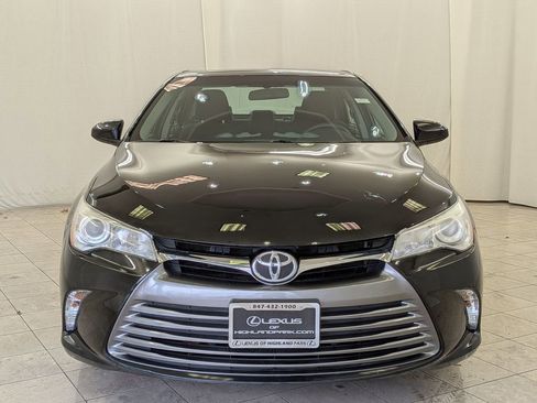 Used 2017 Toyota Camry LE w/ Moonroof Package image 3