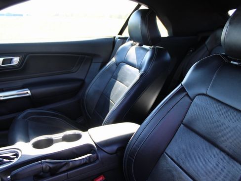 Used 2019 Ford Mustang GT Premium w/ Equipment Group 401A image 13