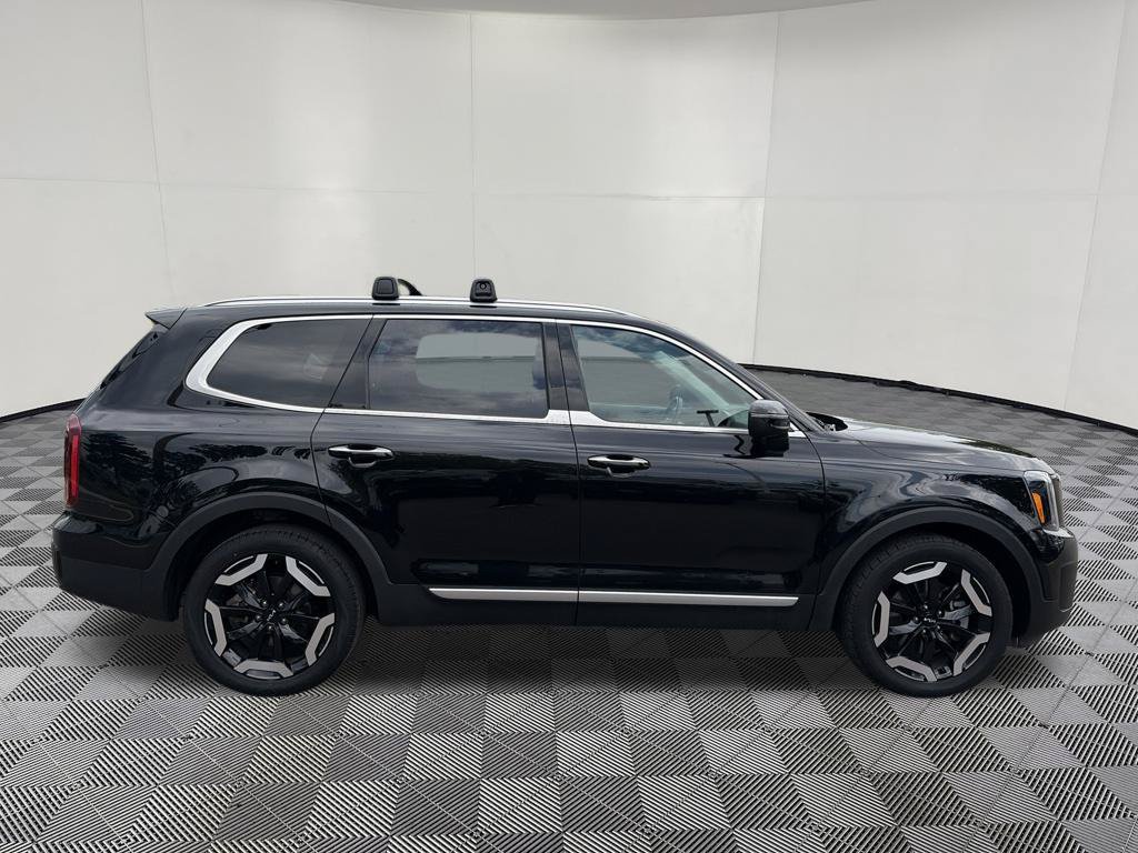 Used 2025 Kia Telluride S AWD/4WD image 10