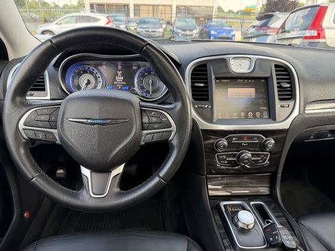 Used 2015 Chrysler 300 Limited w/ 300 Premium Group RWD image 16